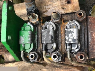 John Deere 7800 - Gniazda Hydrauliczne-2