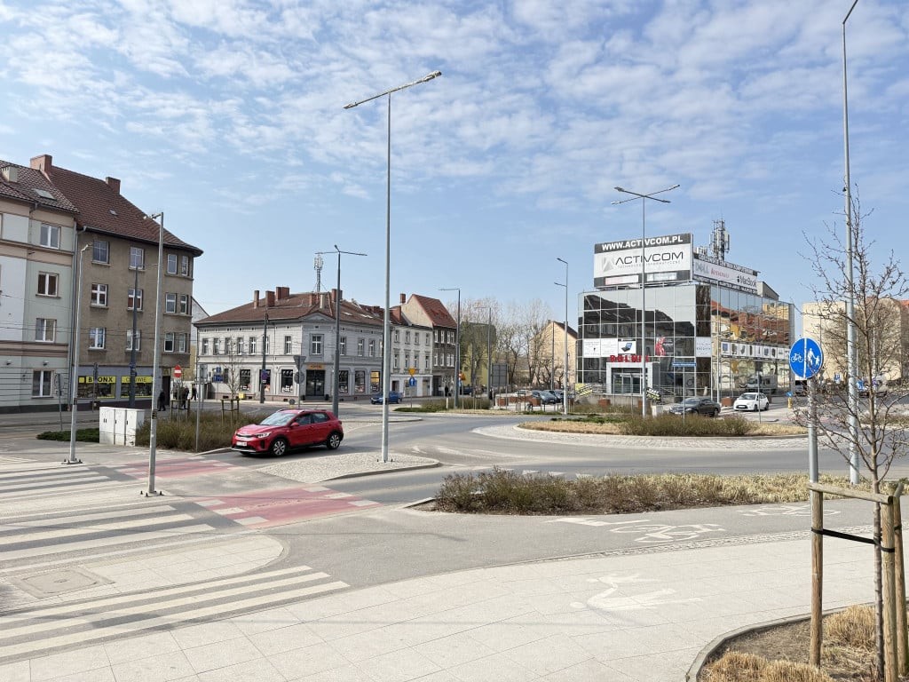 działka lub grunt na sprzedaż