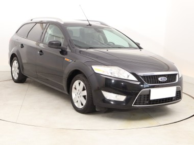 Ford Mondeo VI , Klimatronic, Parktronic, Podgrzewane siedzienia,ALU-1