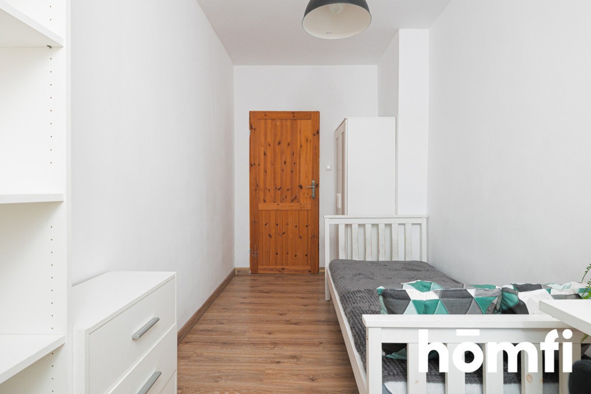 4 pokojowe mieszkanie z oddzielną kuchnią - Widok 4