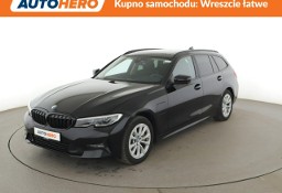 BMW SERIA 3 PHEV 330e automat navi grzane fotele LiveCockpit HUD PDC-kamera LED
