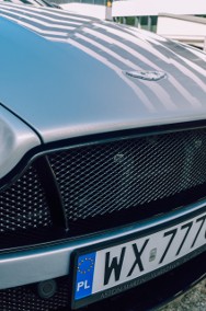 V8 Vantage-2
