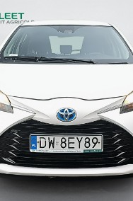 Toyota Yaris III Hybrid 100 Active Hatchback. DW8EY89-2