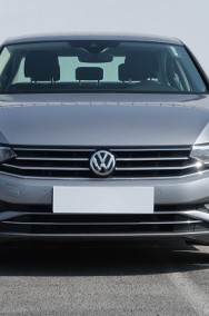 Volkswagen Passat B8 , Salon Polska, 1. Właściciel, VAT 23%, Navi, Klimatronic,-2