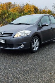 Toyota Auris I-2