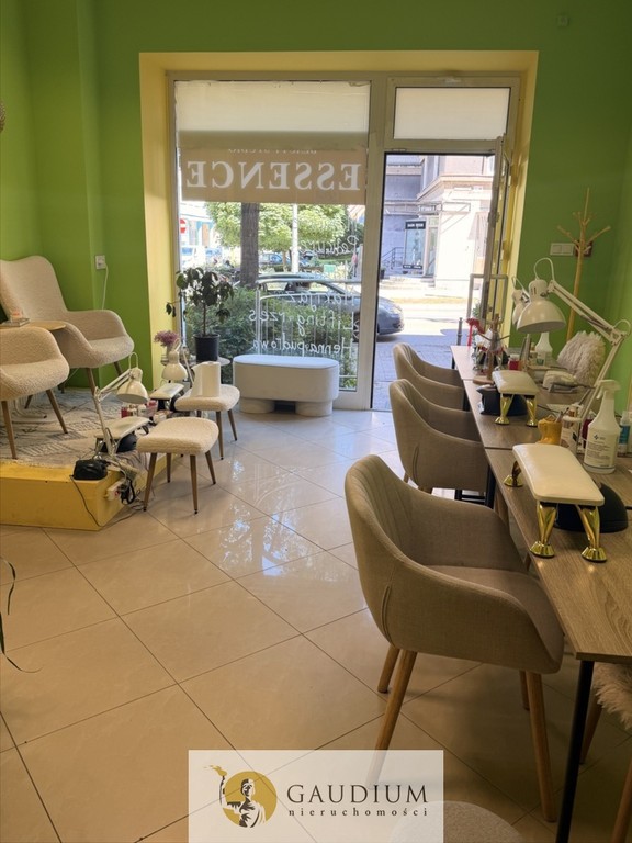 Lokal w centrum Gdyni z witryną - Widok 3