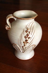 Ceramiczny dzbanek – wazon ręcznie wykonany z motywem kłosa  20 cm -2