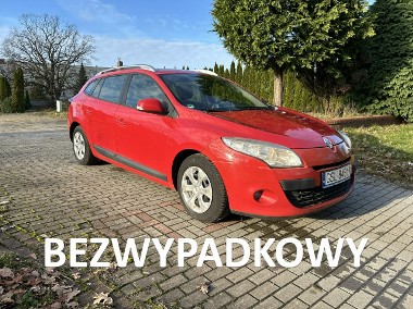 Renault Megane III zarejestrowany bezwypadkowy nawigacja klimatyzacja benzyna-1