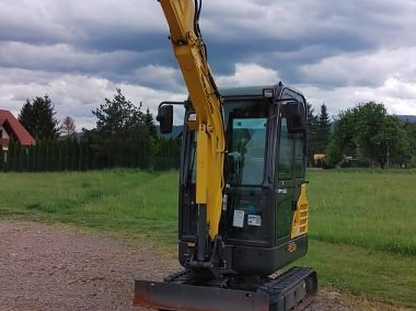 Minikoparka New Holland E19C-1