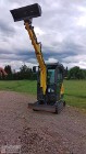 Minikoparka New Holland E19C