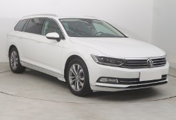 Volkswagen Passat B8 , Salon Polska, Serwis ASO, Skóra, Navi, Klimatronic,