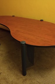 Nowoczesne biurko z blatem w  ergonomicznym kształcie.-3