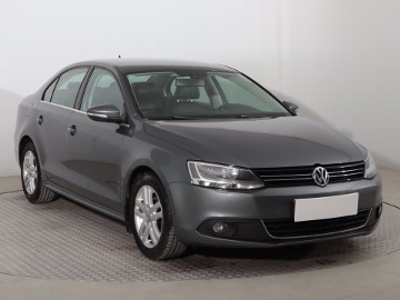 Volkswagen Jetta VI , DSG, Skóra, Klimatronic, Tempomat, Parktronic,