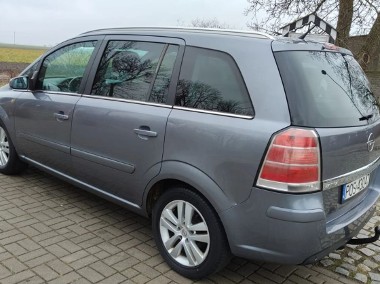 1.9 CDTI 150KM 7-osob-1