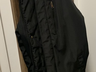 Ponadczasowa, stylowa kurtka męska koloru czarnego-1