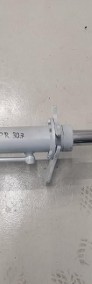 JLG 307 {Cylinder hydrauliczny wysuwu teleskopa}-3