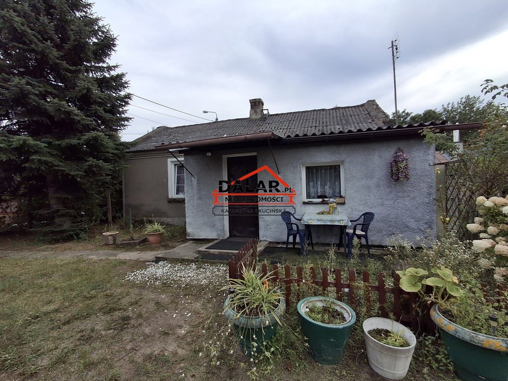 Dom na sprzedaż, 2 pokoje, 65 m², Julianów
