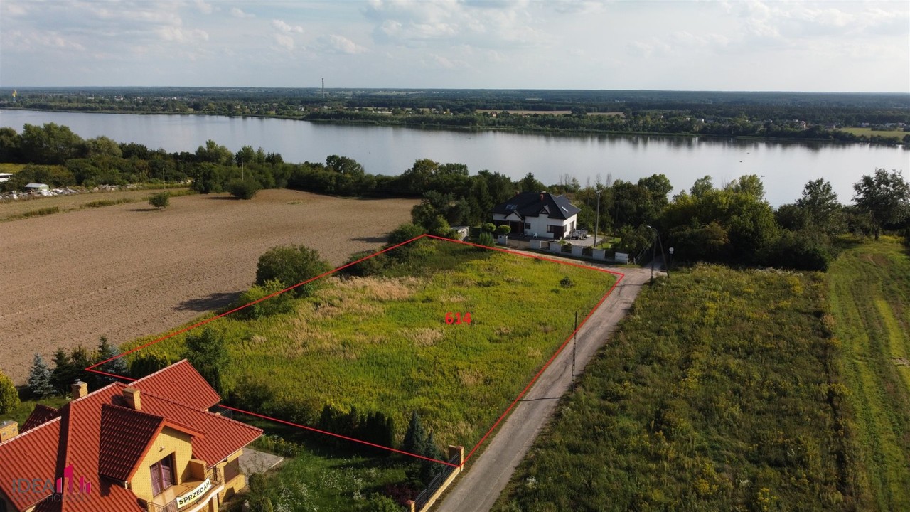 działka lub grunt na sprzedaż