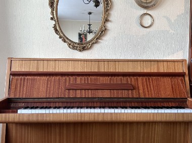 Pianino Calisia, kupione w latach 80tych ale prawie nie używane, w dobrym stanie-2