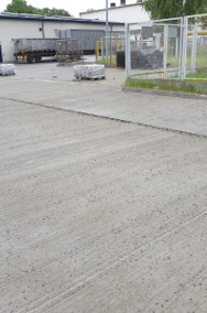 Zacieranie betonu na gładko beton szczotkowany miotełkowany rampy podjazdy garaż-3