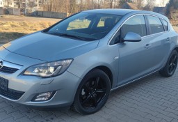 Opel Astra J xenon navi półskóra PDC chrom OPŁACONY