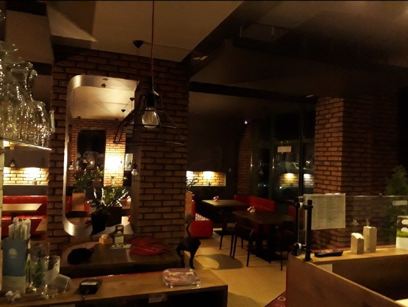 Lokal użytkowy 165 m², os. Dywizjonu 303, do wejścia - Widok 4