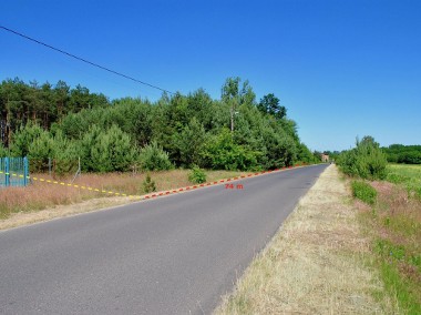 Działka o pow. 3685 m kw. w m. Ciosny (gm. Zgierz)-1