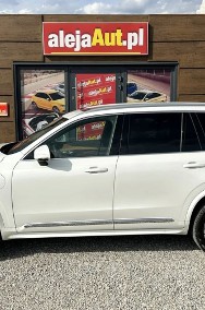 Volvo XC90 V-2