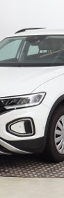 Volkswagen T-Roc , Salon Polska, 1. Właściciel, Serwis ASO, Klimatronic,-3