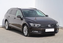 Volkswagen Passat B8 , 190 KM, Automat, Klimatronic, Tempomat, Parktronic,