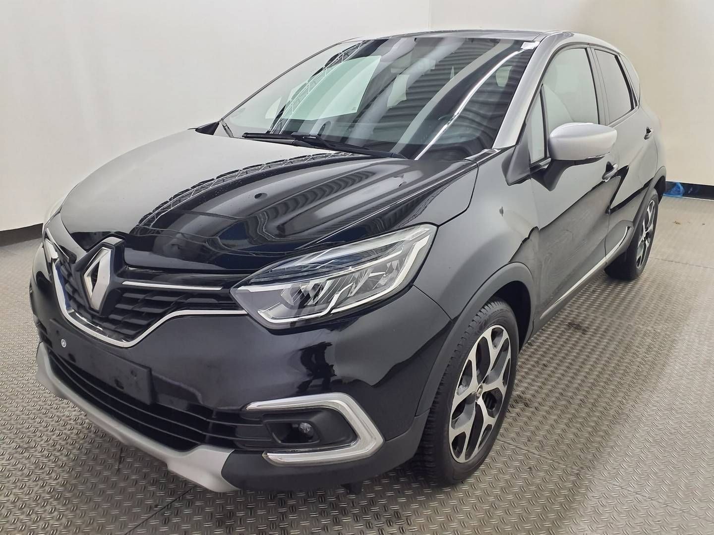 Renault Captur 1.3 TCE cztery cylindry 2019 rok-Nie 1.2 Ładny Czarno Srebrny