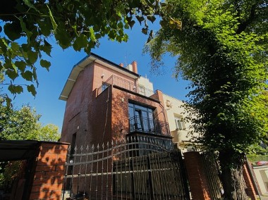 Przejmij Hotel z Potencjałem - Krok od Plaży-1