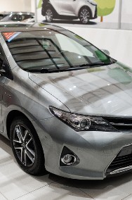 Toyota Auris II Hybrid 135 Selection-2