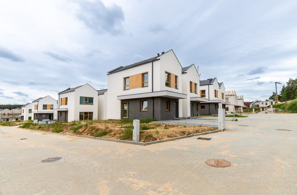 Dom na sprzedaż, 4 pokoje, 79 m², Banino