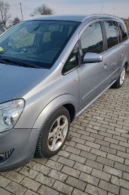 Sprzedam Opel Zafira b w bardzo dobrym stanie.-2