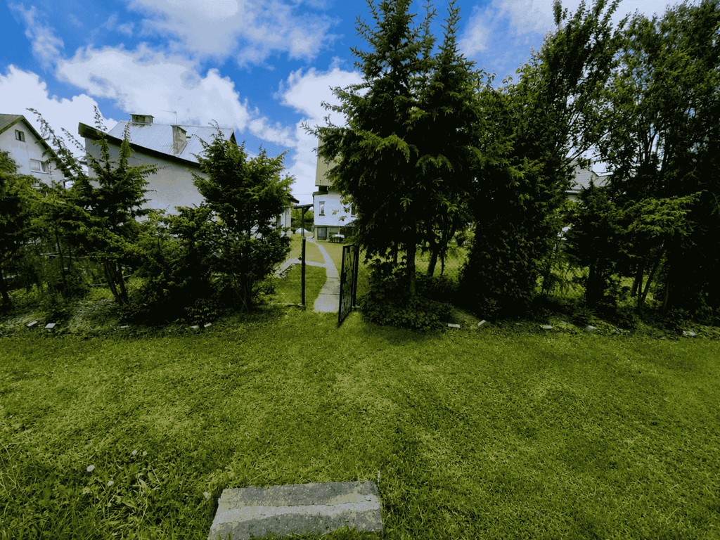 Z dużym potencjałem w Łukcie | 5 pokoi | działka 796 m² | świetna lokalizacja - Więcej