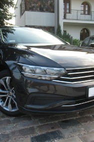 Volkswagen Passat B8 BEZWYPADKOWY NAWIGACJA AppConnect Pod. Fotele Salon Polska Serwis FV-2