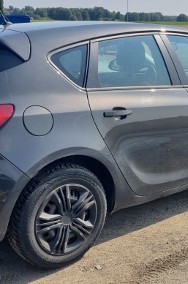  - 1.4 Benzyna MPI moc 100 KM - Niski przebieg - BEZWYPADKOWA  KOLOR-2