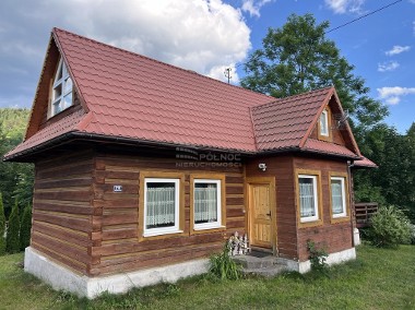 Malowniczy góralski dom z bali w Gorcach-1