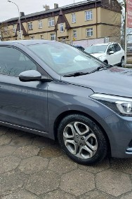 Hyundai i20 II 1,2 83 KM Kamera Niski przebieg-2