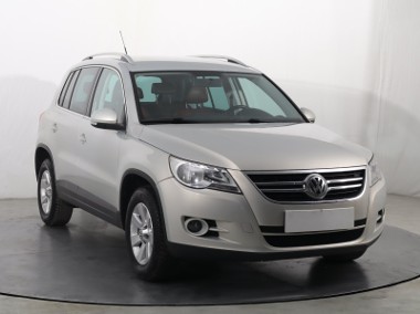 Volkswagen Tiguan , Salon Polska, DSG, Skóra, Klimatronic,-1