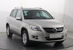 Volkswagen Tiguan , Salon Polska, DSG, Skóra, Klimatronic,