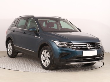 Volkswagen Tiguan , Salon Polska, 1. Właściciel, Serwis ASO, DSG, Navi,-1