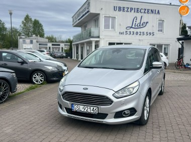 Ford S-MAX-1