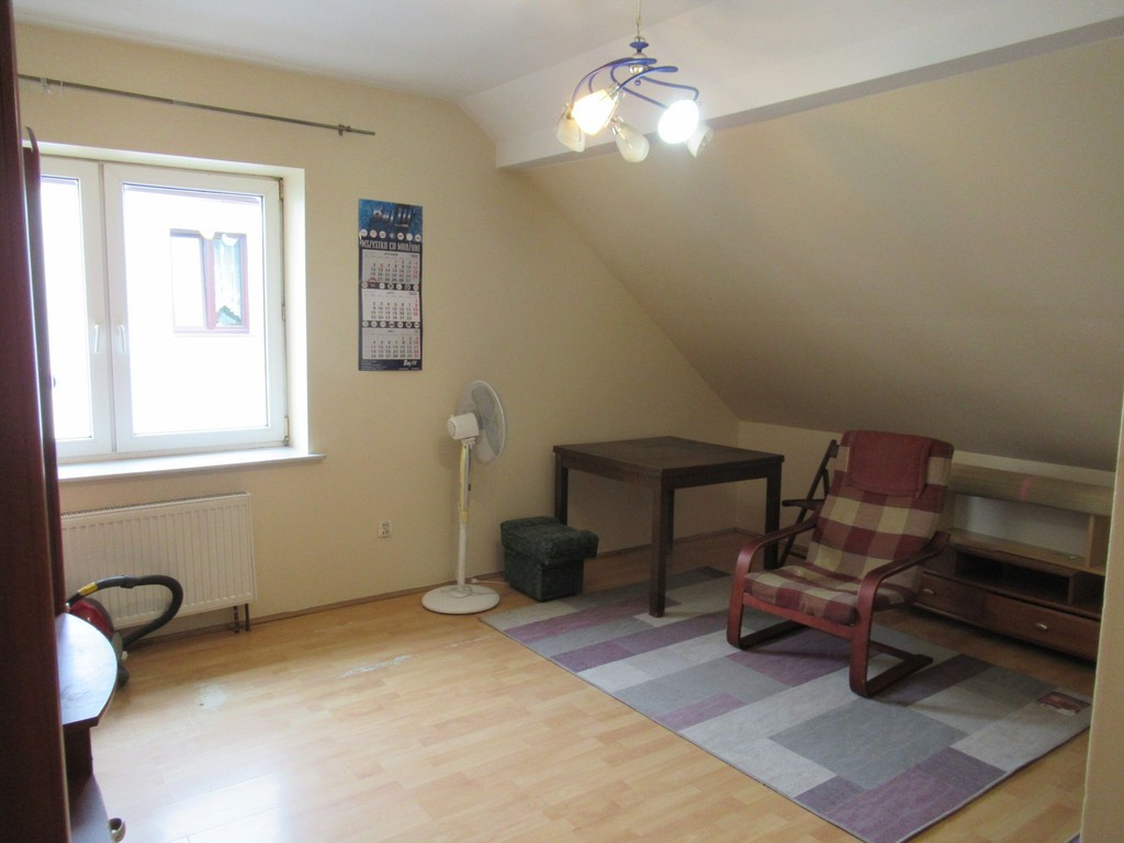 Ząbki - centrum, 60 m², 3-pokojowe, umeblowane + ogródek - Widok 4