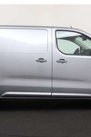 Opel Vivaro-2