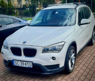xDrive25d • 218 KM • Automat • 4x4 • Czerwona skóra