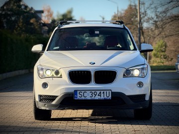 xDrive25d • 218 KM • Automat • 4x4 • Czerwona skóra