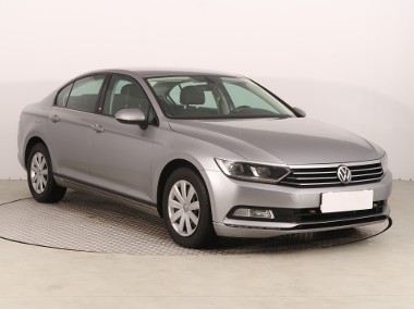 Volkswagen Passat B8 , Salon Polska, Skóra, Navi, Klimatronic, Tempomat,-1