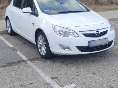 Opel Astra J 1.4T benzyna + LPG 2012R-1